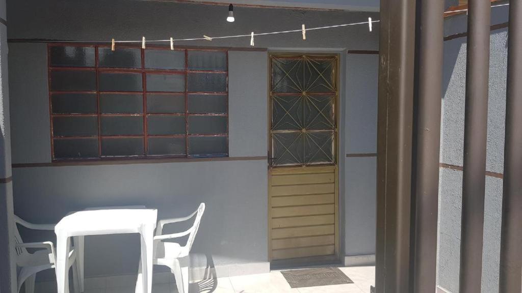 Appartement Casa No Centro De Foz! Ar-Condicionado, Smart Tv, Wi-Fi, Cozinha, Ventilador E 4 Camas à Foz do Iguaçu Extérieur photo